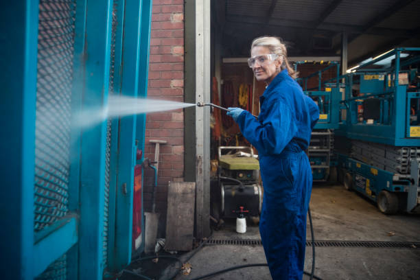 Best Factory Floor Cleaning  in Fort Meade, FL